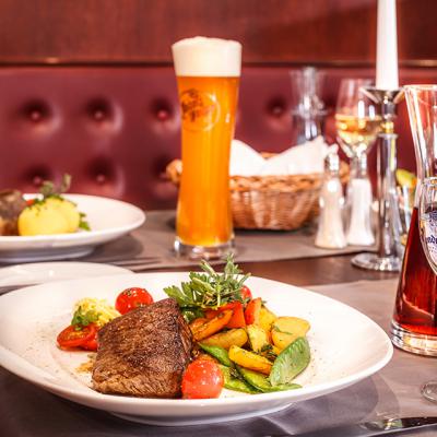 Hotel Rheingold Bayreuth Richards Restaurant Bar Sportsbar Steak 1 960